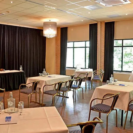 Fletcher - Restaurant 4*