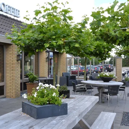 Fletcher - Restaurant 4*