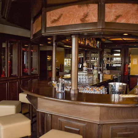 Отель Fletcher - Restaurant 4*