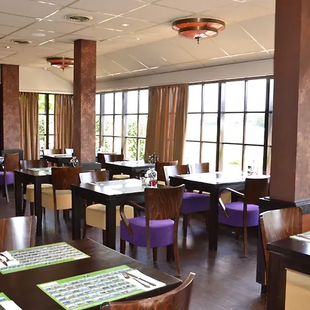 Fletcher - Restaurant Хейло