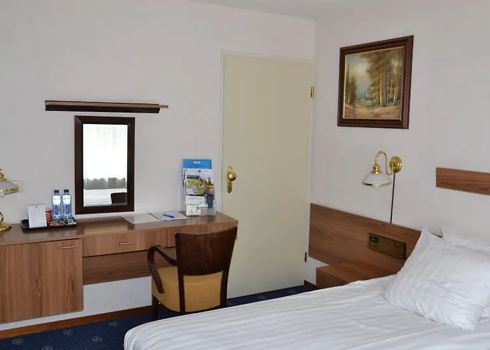 호텔 Fletcher - Restaurant 4*